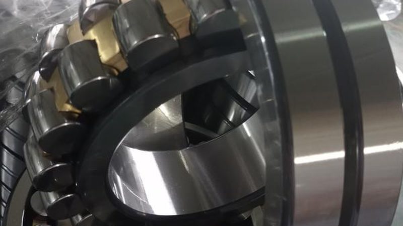 高速深沟球轴承选型：关键参数与适用场景解析